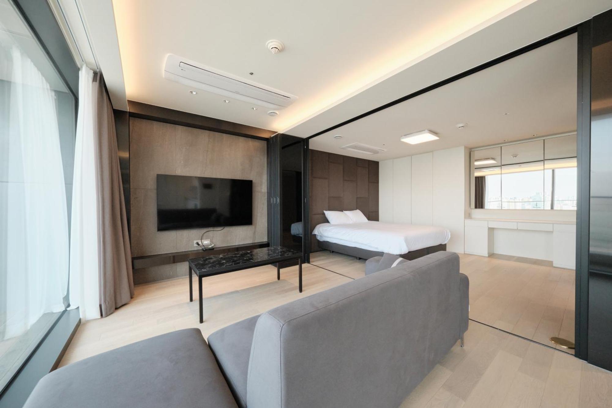 Uh Flat Signature Daegu Extérieur photo