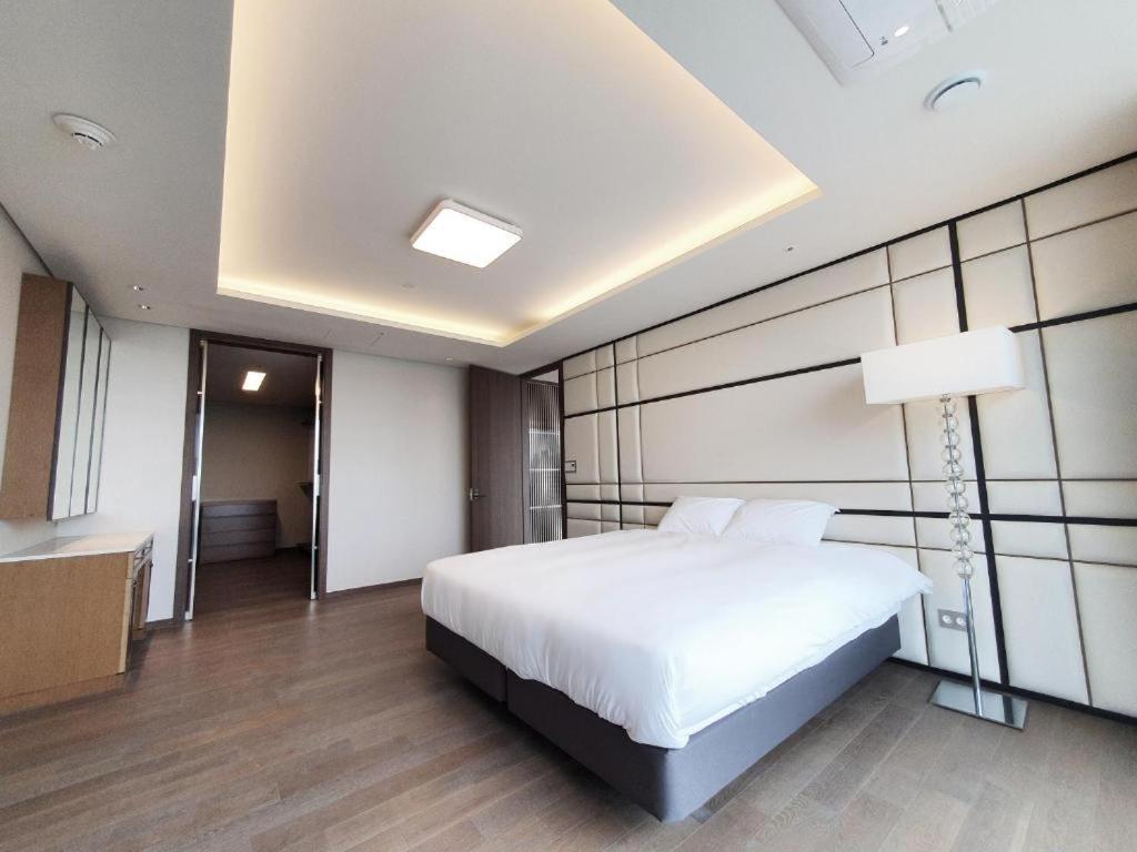 Uh Flat Signature Daegu Extérieur photo